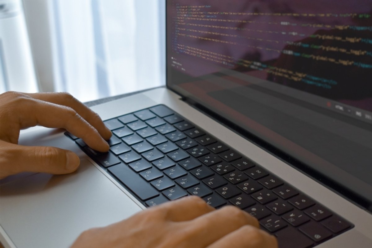 【2025年最新】MLOpsの実践ガイド:機械学習モデルの運用を効率化する方法