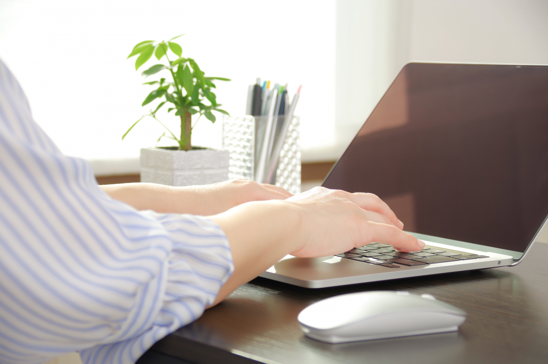 【2025年11月版】エンジニア転職戦略ガイド：AI時代の市場動向と勝ち筋